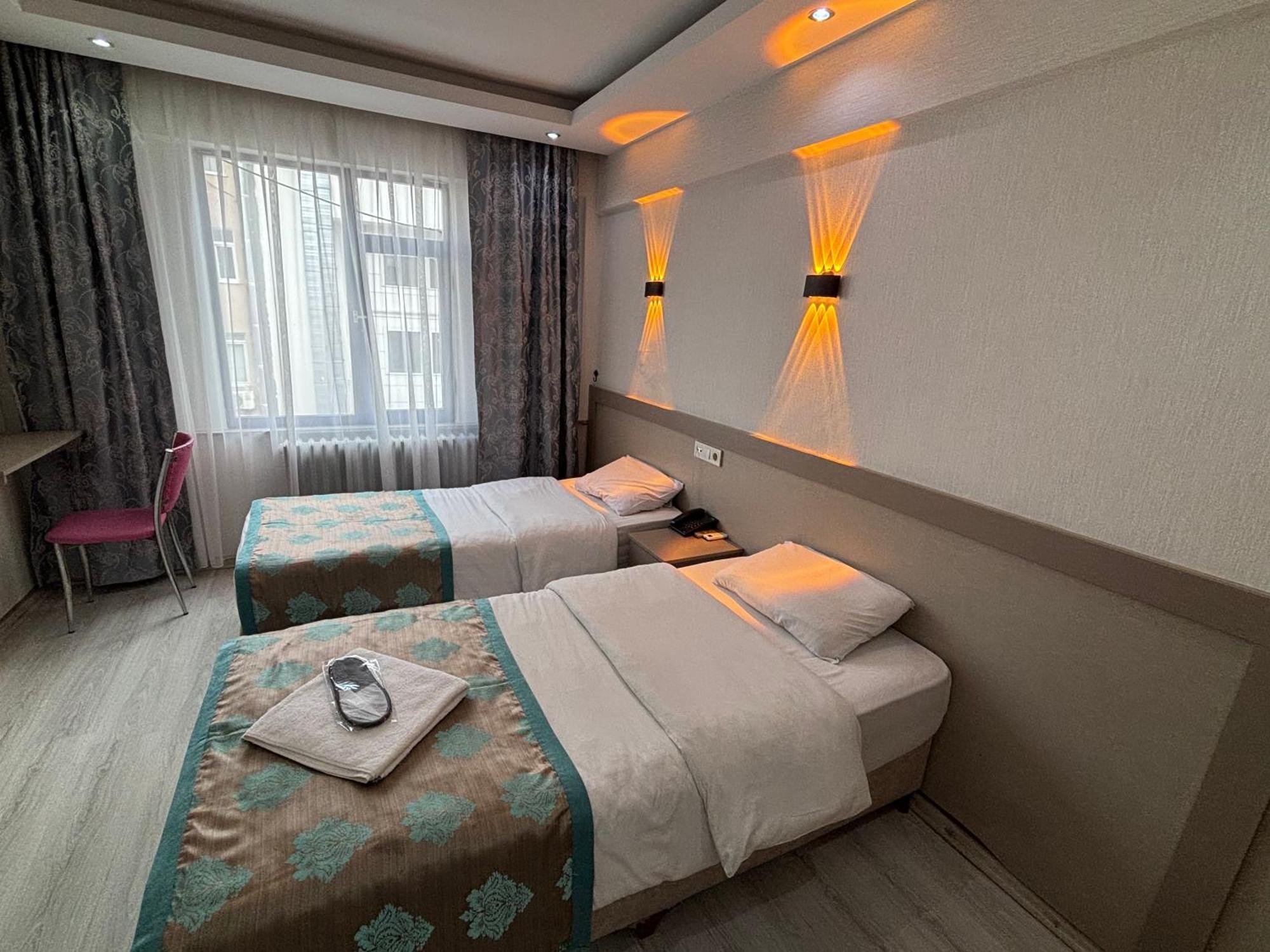 Fly Hotel Istanbul Exterior photo